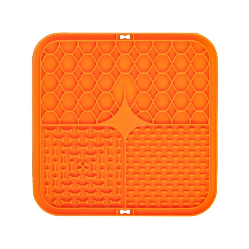 Calming Lick Mat for Dogs – Silicone Enrichment Mat